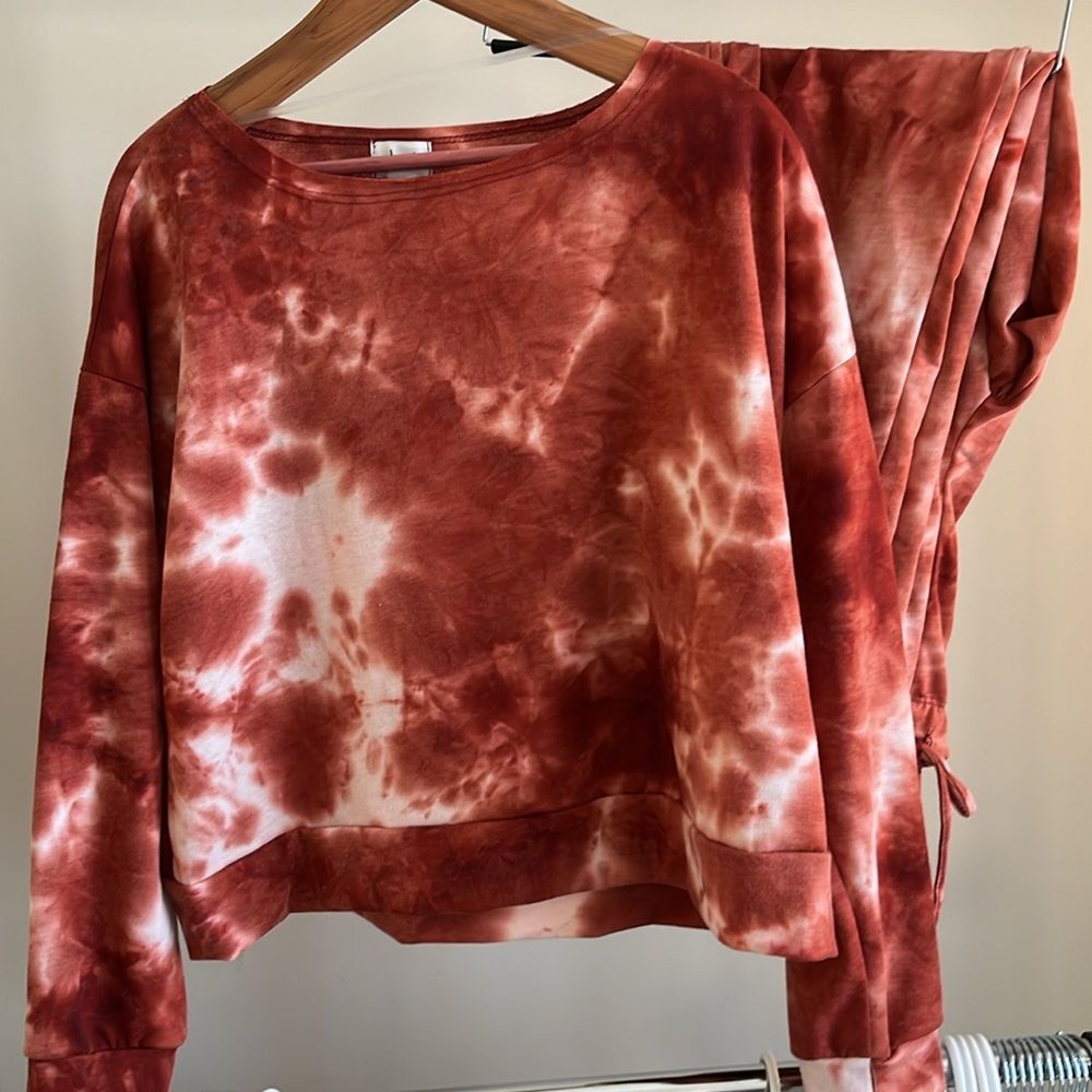 NWT Jenni Intimates Tie Die Loungewear PJ Set with Long Sleeve Top & Joggers L